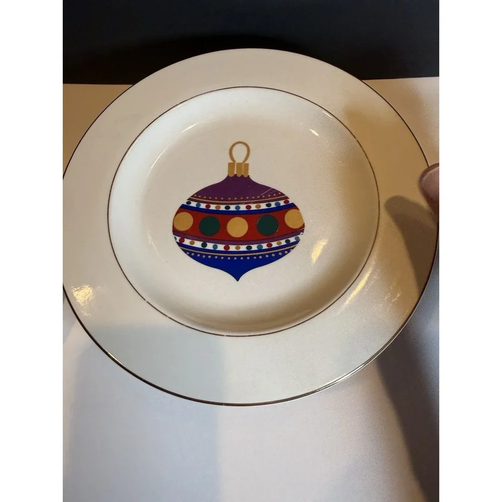 Set of 6 Gibson Ornaments 9